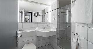 Badezimmer 1 Badezimmer 1